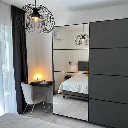 Iris Apartment Vizinada Luaran gambar