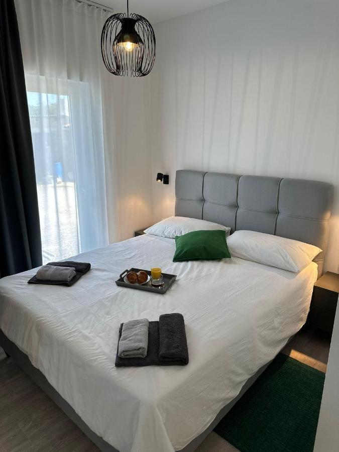 Iris Apartment Vizinada Luaran gambar